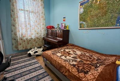 Casă individuală cu 4 camere cu Canalizare în Ultracentral - 5