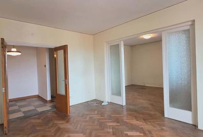 Apartament cu 3 camere în Central - 9