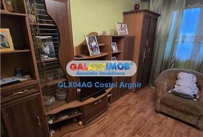 Apartament cu 2 camere semidecomandat în Craiovei
