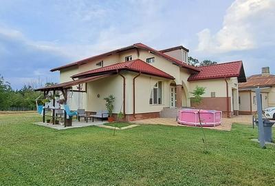 Casă cu 4 camere în Stoenești - 1
