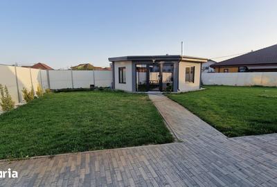 Casă cu 4 camere cu Teren 700 Mp în Săcălaz