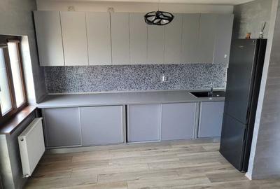 Apartament cu 2 camere decomandat în Jilava