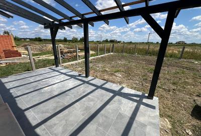 Duplex cu 3 camere cu Canalizare în Moșnița Veche - 9