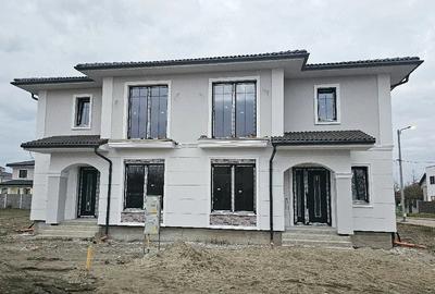 Casă cu 5 camere cu Teren 340 Mp în Central