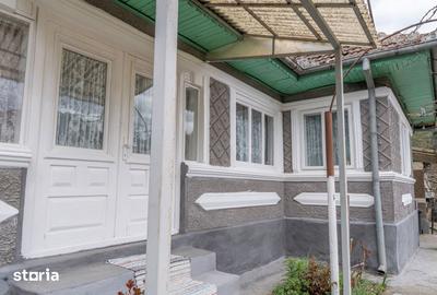 Casă cu 5 camere cu Garaj în Zemeș - 16