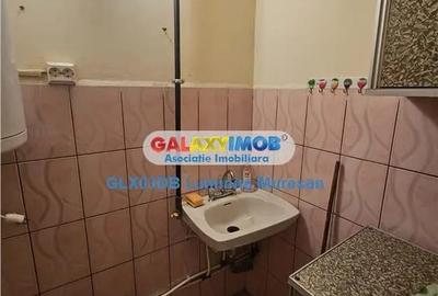 Garsonieră decomandată în Micro 12 - 8