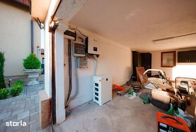 Casă cu 5 camere cu Teren 1200 Mp în Bujac - 9