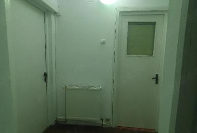 Apartament cu 3 camere decomandat în Central - 2