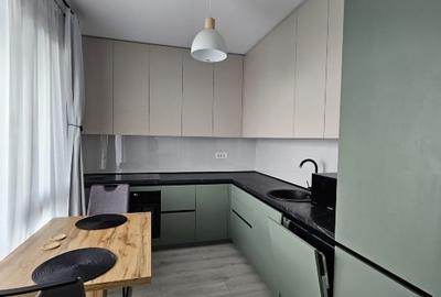 Apartament cu 2 camere semidecomandat, mobilat în Torontalului