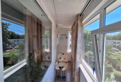 Apartament cu 3 camere semidecomandat, mobilat în Hipodrom - 12