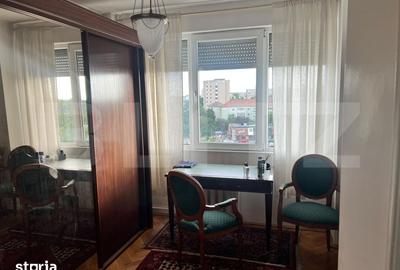 Apartament cu 3 camere în Circumvalațiunii