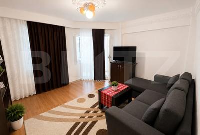 Apartament cu 2 camere decomandat, mobilat în Micro 12