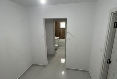 Apartament cu 2 camere decomandat în Nicolina