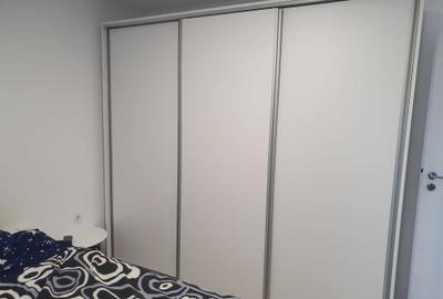 Casă cu 4 camere în Argeșelu