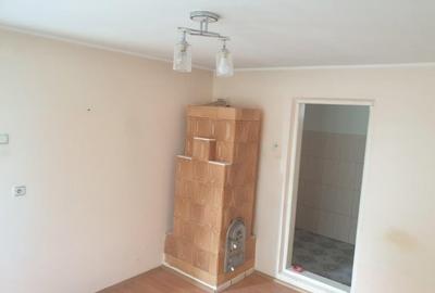 Casă individuală cu 2 camere cu Teren 315 Mp în Adjudu Vechi - 2