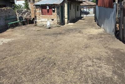 Casă cu 3 camere în 1 Mai