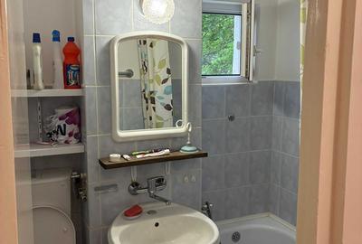 Apartament cu 2 camere decomandat în Exterior Vest