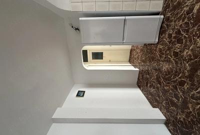 Apartament cu 2 camere decomandat în Malu Roșu