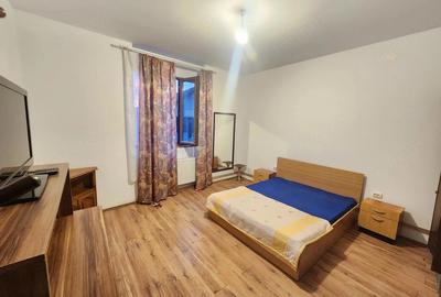 Garsonieră decomandată în Central