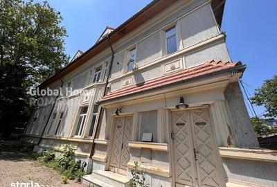 Casă cu Teren 600 Mp în Centrul Civic
