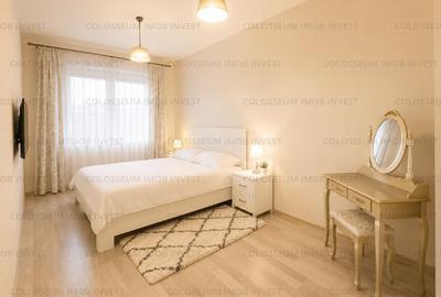 Apartament cu 3 camere decomandat în Tractorul