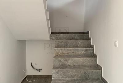 Casă cu 4 camere cu Teren 300 Mp în Giroc