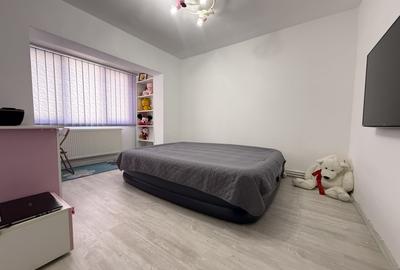 Apartament cu 3 camere decomandat, mobilat în Lipovei - 2