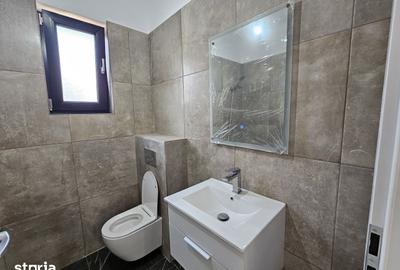 Casă cu 4 camere cu Teren 400 Mp în Tunari