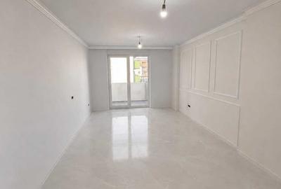 Apartament cu 3 camere semidecomandat în Mărăști