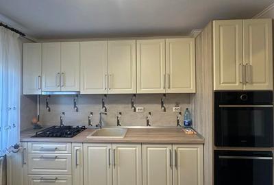 Apartament cu 3 camere decomandat în Micro 16 - 4