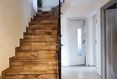 Duplex cu 4 camere cu Canalizare în Gilău - 10