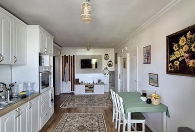 Apartament cu 3 camere decomandat, mobilat în Florești