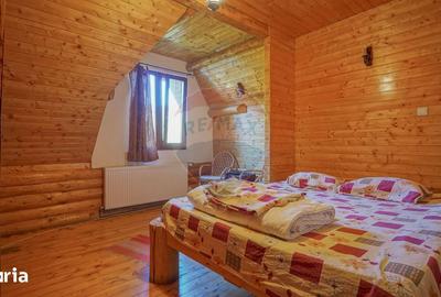 Casă cu 8 camere cu Teren 1000 Mp în Dâmbul Morii