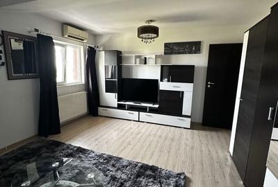 Apartament cu 2 camere decomandat în Roșu - 2