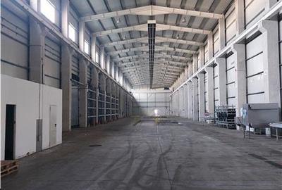 Spațiu industrial, de 2,000 mp, în Nord