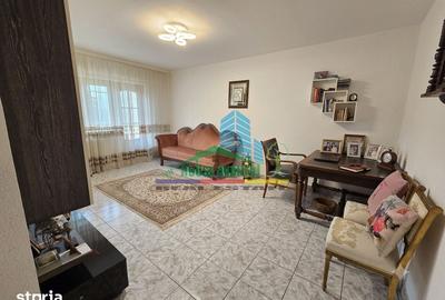 Apartament cu 3 camere decomandat în Ultracentral