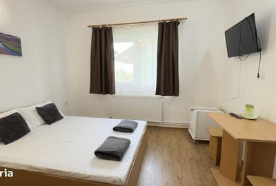 Casă cu 4 camere decomandat cu Teren 1169 Mp în Central