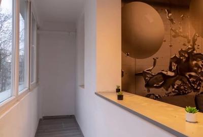 Apartament cu 2 camere semidecomandat, mobilat în Alexandru Obregia