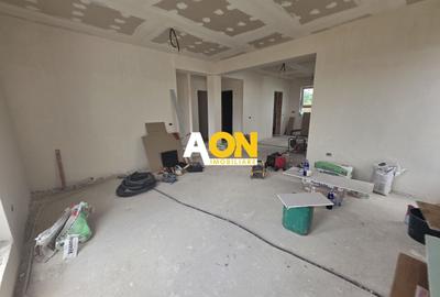 Casă individuală cu 4 camere cu Canalizare în Cetate - 3