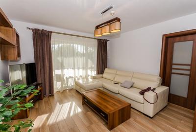 Apartament cu 3 camere decomandat, mobilat în Șelimbăr