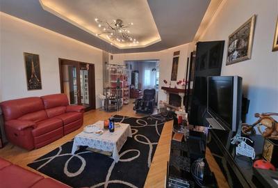 Casă cu 8 camere cu Garaj în Sâncraiu de Mureș - 1