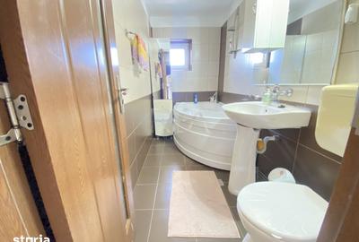 Apartament cu 3 camere decomandat, mobilat în 13 Septembrie - 5