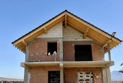 Casă cu 3 camere cu Teren 540 Mp în Plaiul Foii - 4