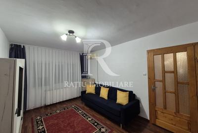 Apartament cu 2 camere semidecomandat, mobilat în Nufărul - 2