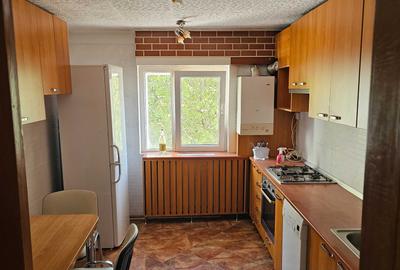 Apartament cu 4 camere decomandat în Zorilor - 2