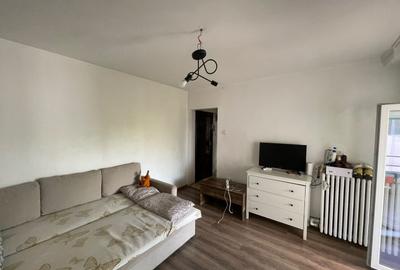 Apartament cu 2 camere, mobilat în Romană