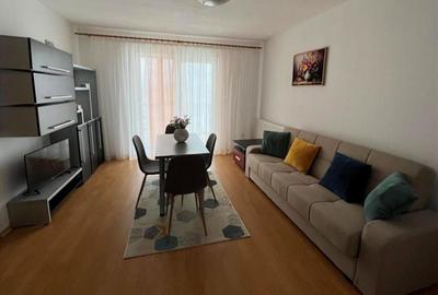 Apartament cu 2 camere decomandat în Banca Națională