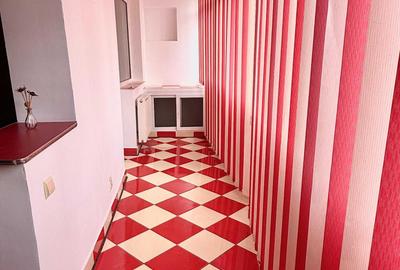 Apartament cu 2 camere decomandat în Ostroveni