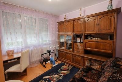 Apartament cu 4 camere decomandat, mobilat în Titan - 9
