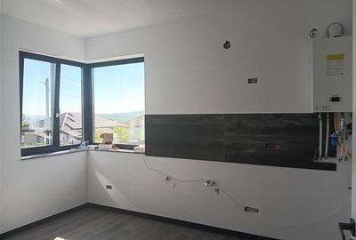 Casă individuală cu 4 camere cu Teren 330 Mp în Valea Adâncă - 13